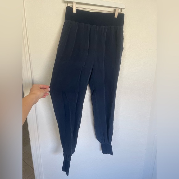 Theory Navy Jogger - Picture 2 of 4